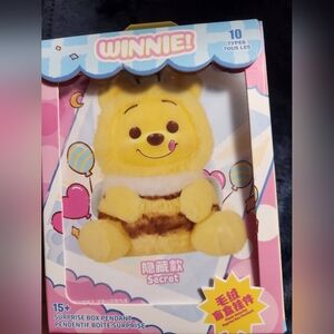 MONISO, DISNEY POOH, BLIND BOX,UNOPEN, NEW